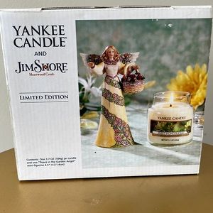 Yankee Candle And Jim Shore sweet honeysuckle w/figurine NEW